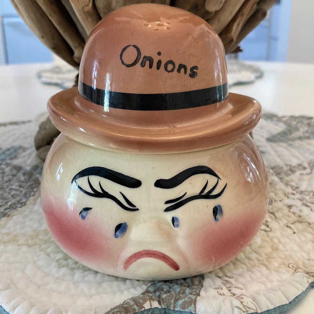 Anthropomorphic De Forest Jar Crying Onion